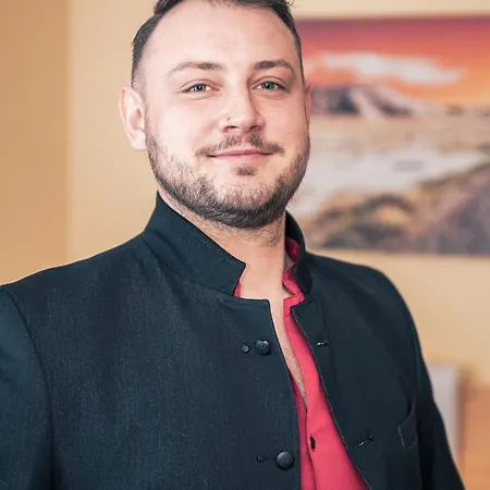 Zirben Diamant & Dogs 3* Obdach