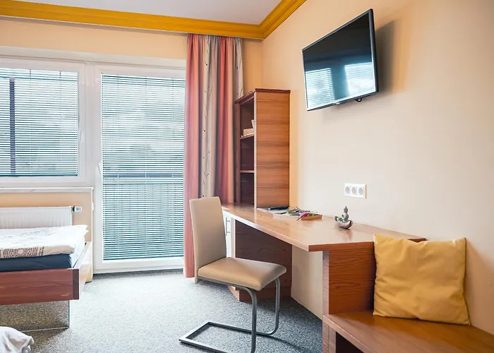 Zirben Diamant & Dogs 3*