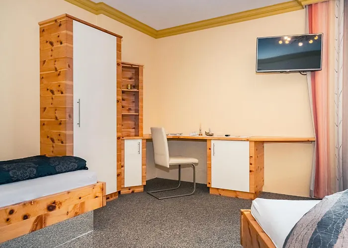 Zirben Diamant & Dogs Obdach