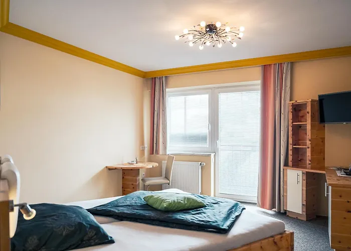 Pensjonat Zirben Diamant & Dogs 3*